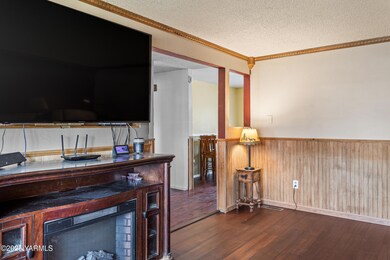 230 Blossom Dr_06