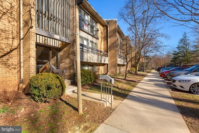 2106 Green Watch Way unit 301, Reston, VA 20191 - photo 4