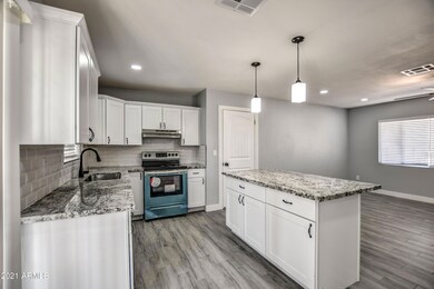 KITCHEN 5