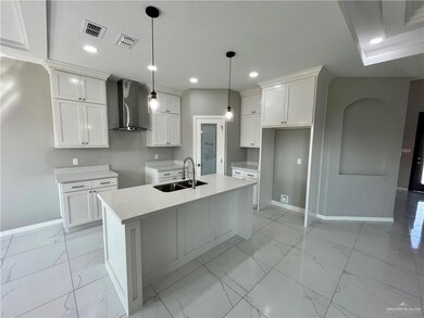 821 Canela Dr, Alamo, TX 78516 - photo 4