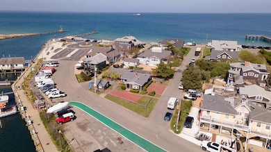 23 Circuit Ave Ext Small-26