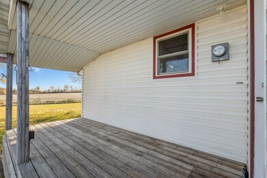 2831 52nd St, Vinton, IA 52349 - photo 4
