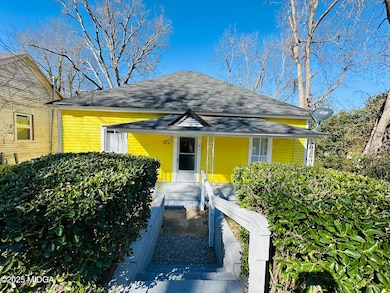 872 Fort Hill St.