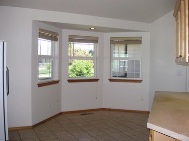 21351 Puffin Dr, Bend, OR 97701 - photo 4