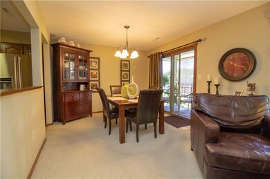 1174 49th St unit 3, West Des Moines, IA 50266 - photo 4