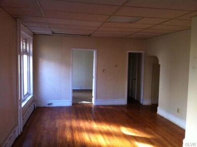 1638 W Walnut St, Allentown, PA 18102 - photo 6