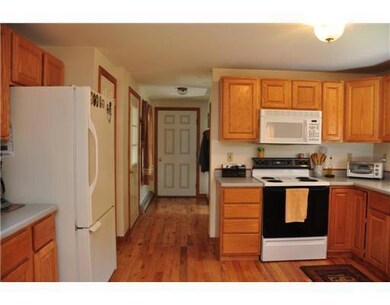 Cafeteria/Kitchen.