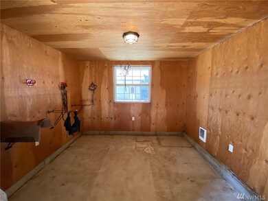 9305 339th St S, Roy, WA 98580 - photo 4