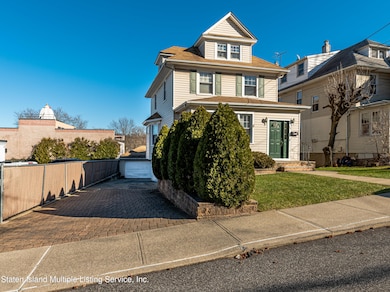 15 Renwick Ave, Staten Island, NY 10301 - photo 2