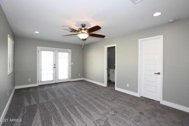 Master Bedroom2