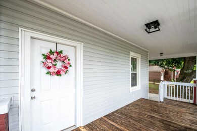 3-frontporch
