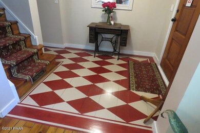 224 Cedar Ave, Hawley, PA 18428 - photo 2