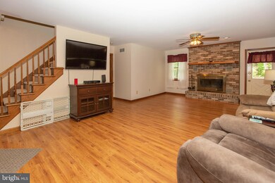 1627 Gravel Pike, Perkiomenville, PA 18074 - photo 6