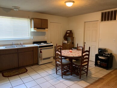 12991 Roughys Dr, Wayland, MI 49348 - photo 3