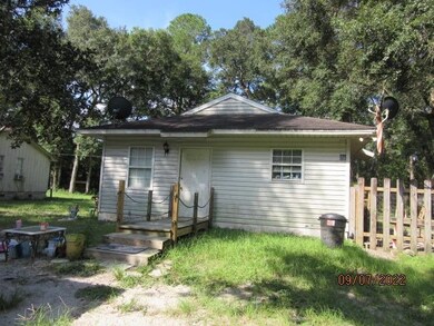 26 Deloriss Dr, Crawfordville, FL 32327 - photo 2