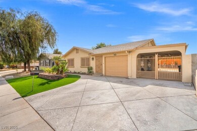 Single story home featuring an attached garage, co