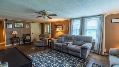 Living Room 2_resized