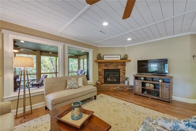 587 Rainbow Cir, Lake Lure, NC 28746 - photo 3