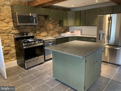 2389 Forest Grove Rd, Furlong, PA 18925 - photo 3