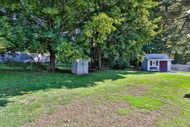 69 Springdale Rd, Dracut, MA 01826 - photo 5