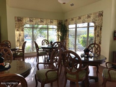 Dining 2