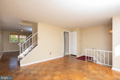 928 Circle Dr, Halethorpe, MD 21227 - photo 4