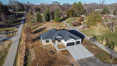 6105 Illinois 162, Maryville, IL 62062 - photo 3