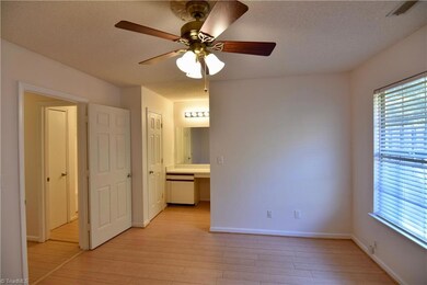 2222 Stonecutter Dr unit 12, Winston Salem, NC 27103 - photo 6