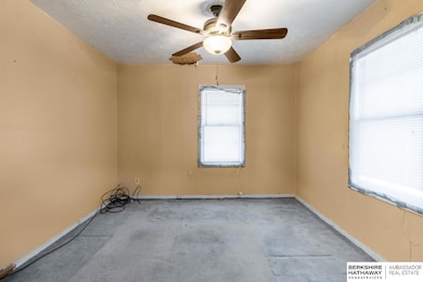 3547 Drexel St, Omaha, NE 68107 - photo 2