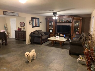 6157 W Monte Vista Rd, Phoenix, AZ 85035 - photo 2