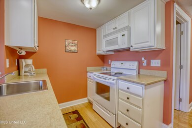 215 Molokai Village Diamondhead-9
