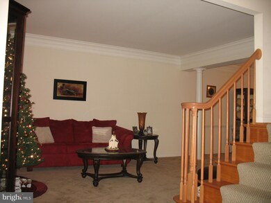 8009 Pink Azalea Ct, Windsor Mill, MD 21244 - photo 4