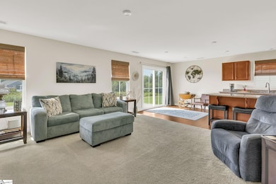 2030 Wexley Dr, Boiling Springs, SC 29316 - photo 6