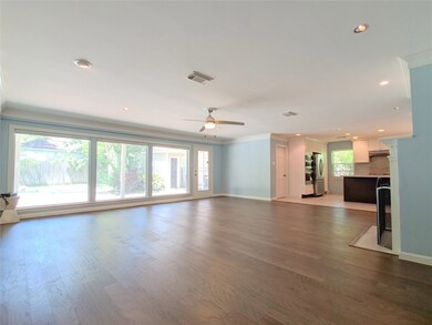 139 Haversham Dr, Houston, TX 77024 - photo 3