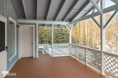 Deck_DMD_7052-SMALL