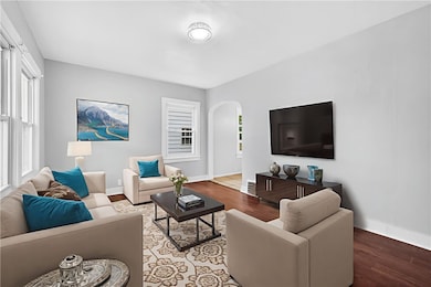 1631 Mcminn St, Aliquippa, PA 15001 - photo 5