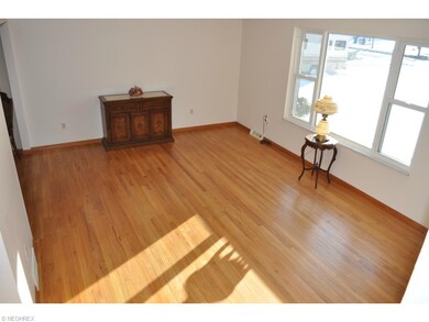 Living room - check out those floors!