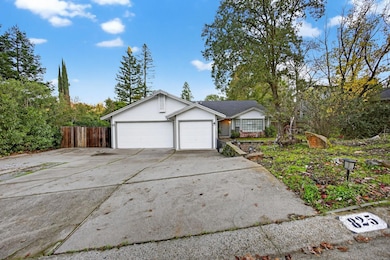 825 Mount Ranier Way, El Dorado Hills, CA 95762 - photo 2