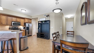 1215 Lands End Pkwy unit 655, Osage Beach, MO 65065 - photo 6