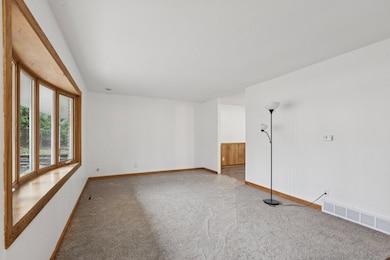 4507 E Wonder Lake Rd, Wonder Lake, IL 60097 - photo 3