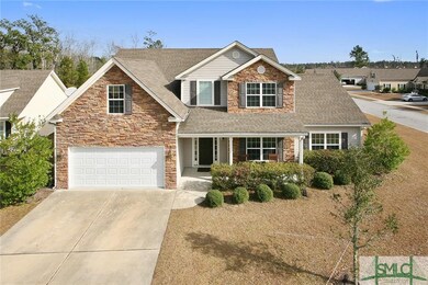 Covered Front Porch!