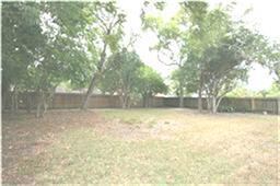 328 Windsor Square, Alvin, TX 77511 - photo 6