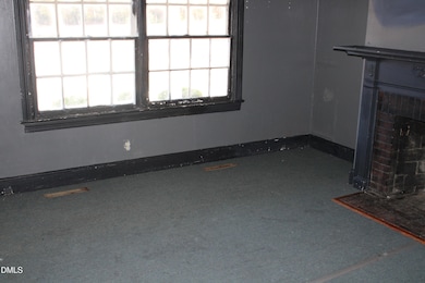 398 N Englewood Dr, Kenly, NC 27542 - photo 3