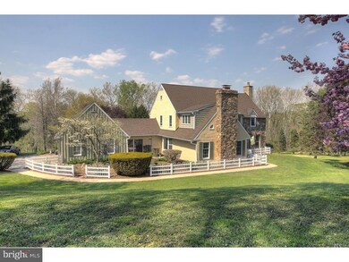 25 Buttonwood Ln, Spring City, PA 19475 - photo 2