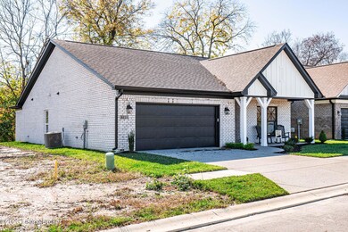 8233 Cedar Crest Ln-11