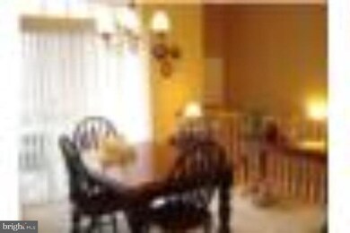 13123 Marcey Creek Rd, Herndon, VA 20171 - photo 4