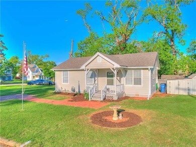 217 S Oak St, Guthrie, OK 73044 - photo 6