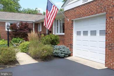 3305 Kaywood Place, Falls Church, VA 22041 - photo 5