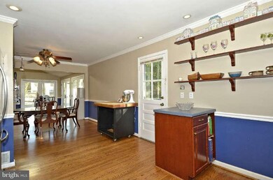 102 Pinecrest Dr, Annapolis, MD 21403 - photo 6