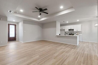 404 Erie St, Cleburne, TX 76031 - photo 6